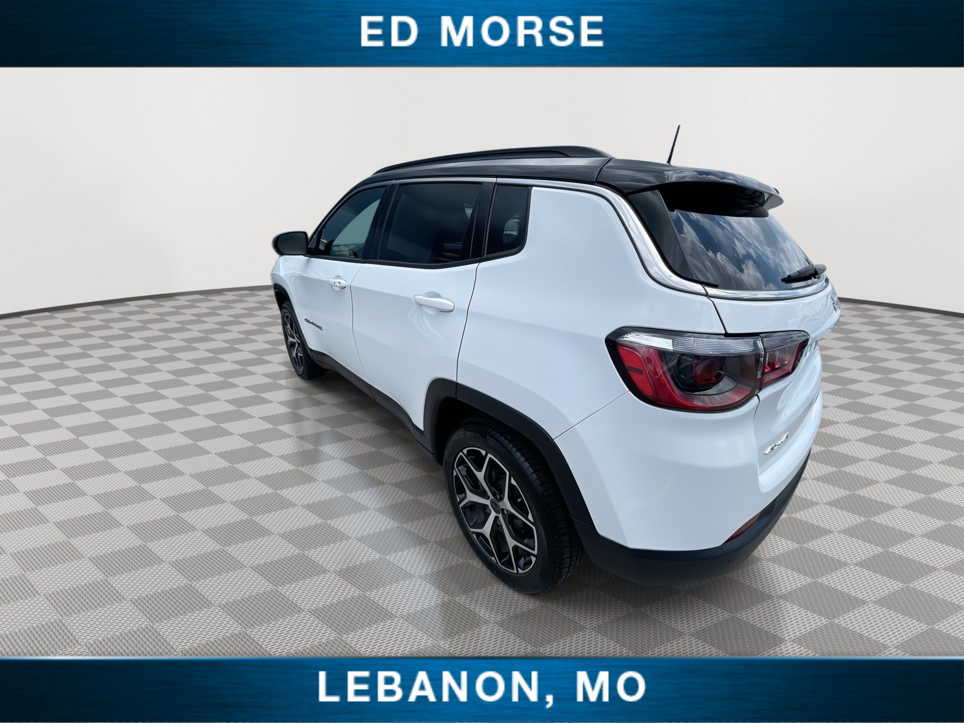 Used 2025 Jeep Compass Limited AWD/4WD image 6