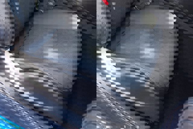 Used 2025 Nissan Z Performance w/ Floor Mat Package image 17