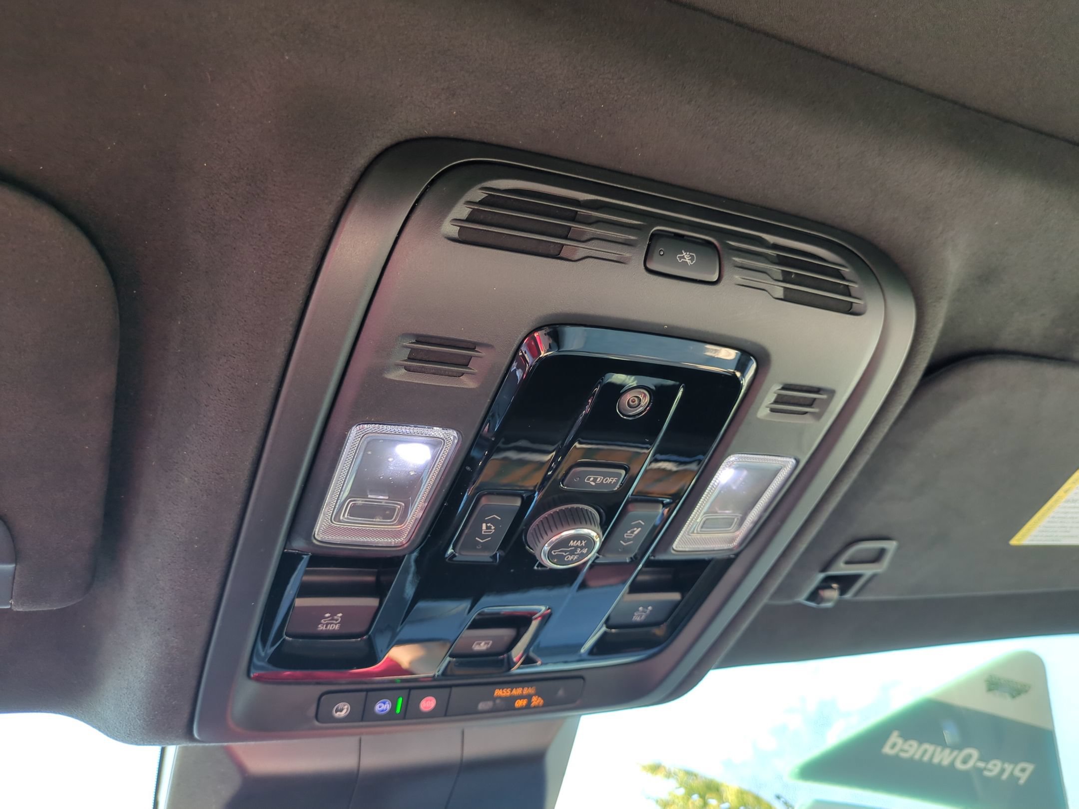 Used 2025 Cadillac Escalade ESV Sport Platinum w/ LPO, Floor Liner Package AWD/4WD image 29