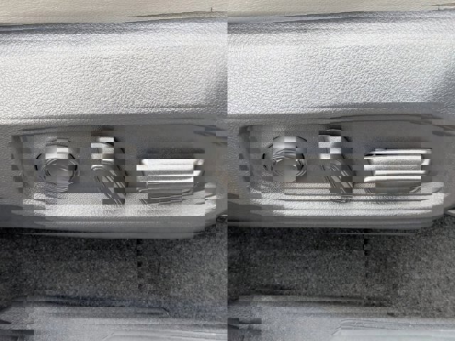 Used 2025 Toyota Tundra Limited image 39