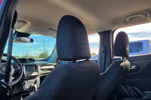 Used 2021 Jeep Renegade Latitude image 27