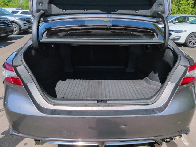 Used 2019 Toyota Camry SE FWD image 33