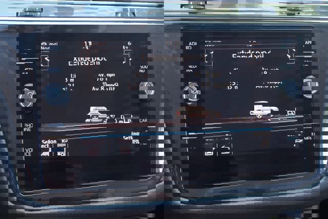 Used 2019 Volkswagen Tiguan SE AWD/4WD image 31