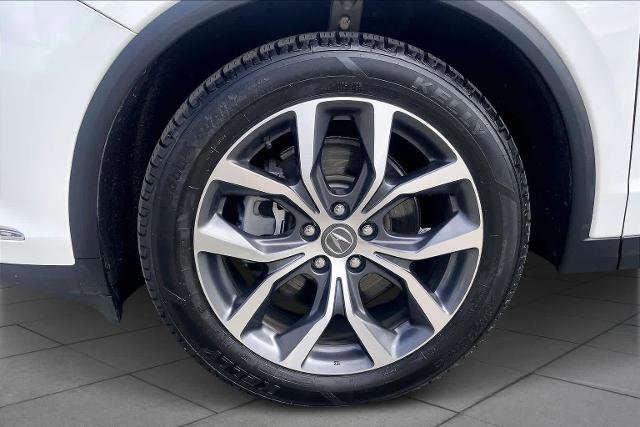 Used 2023 Acura MDX SH-AWD w/ Technology Package image 11