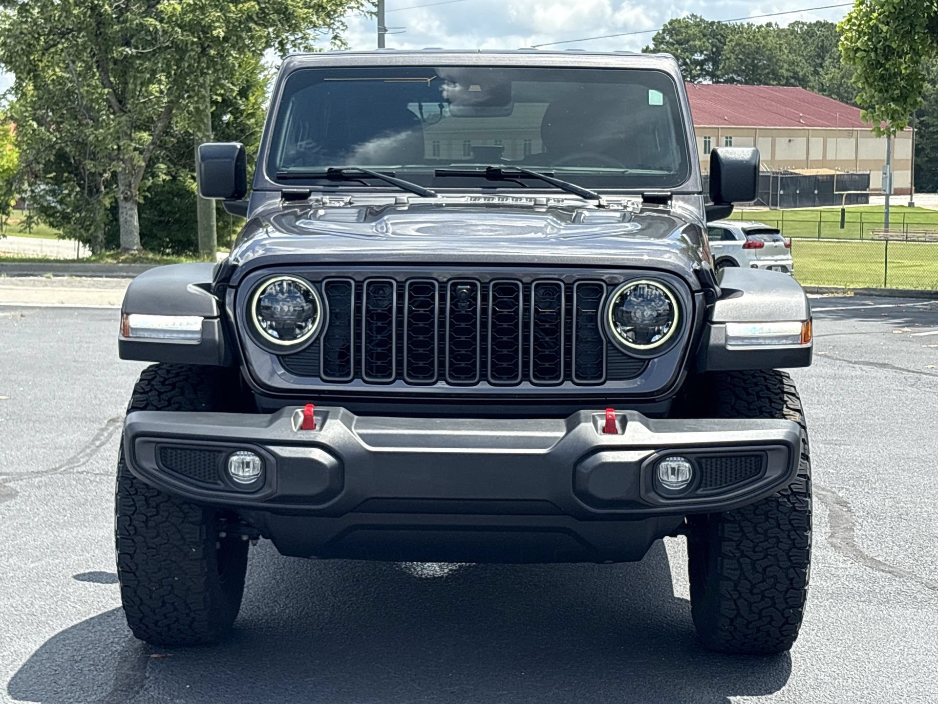 Used 2024 Jeep Wrangler Rubicon w/ Technology Group AWD/4WD image 25