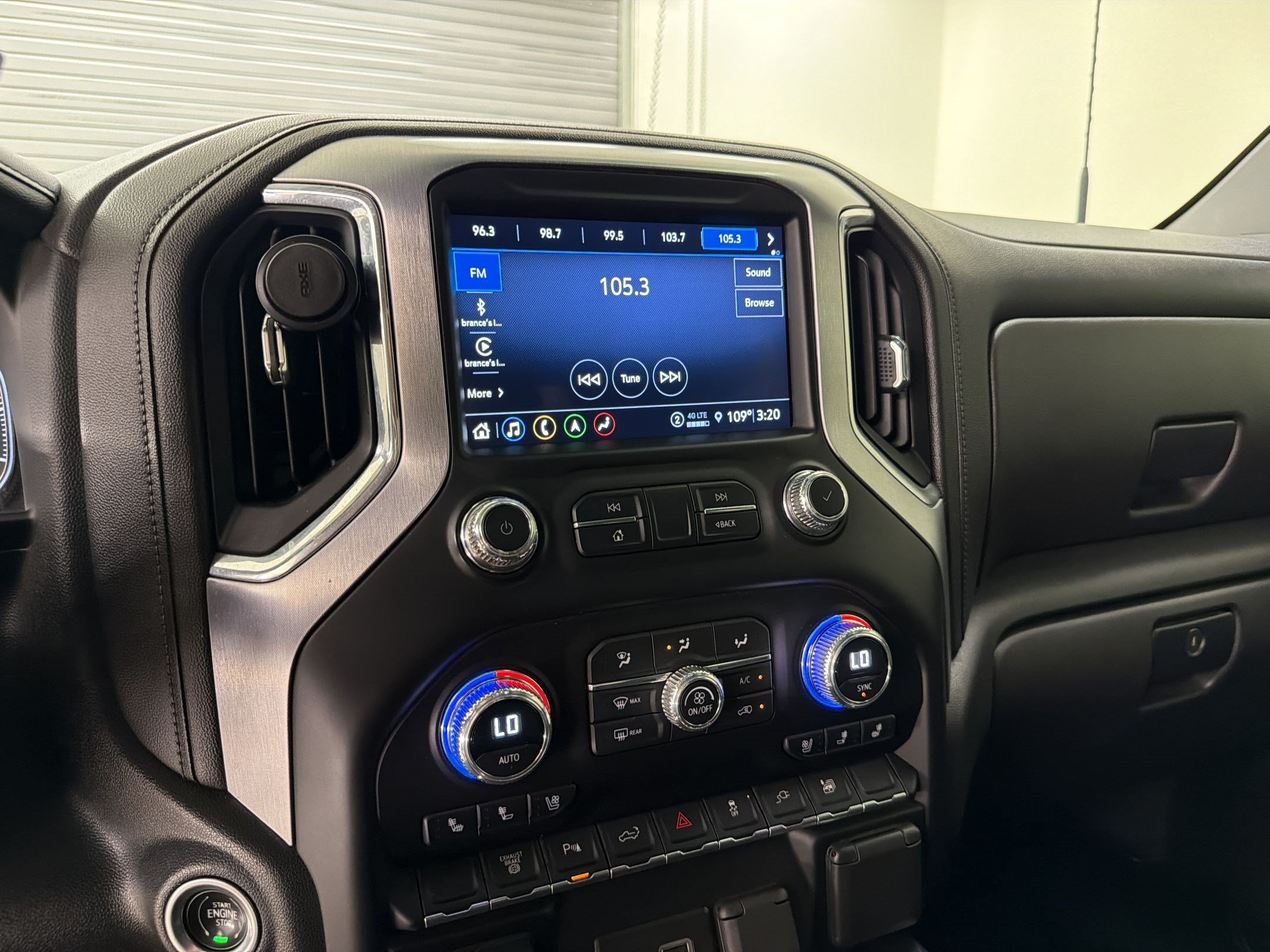 Used 2023 GMC Sierra 3500 SLT w/ Texas SLT Premium Package AWD/4WD image 12