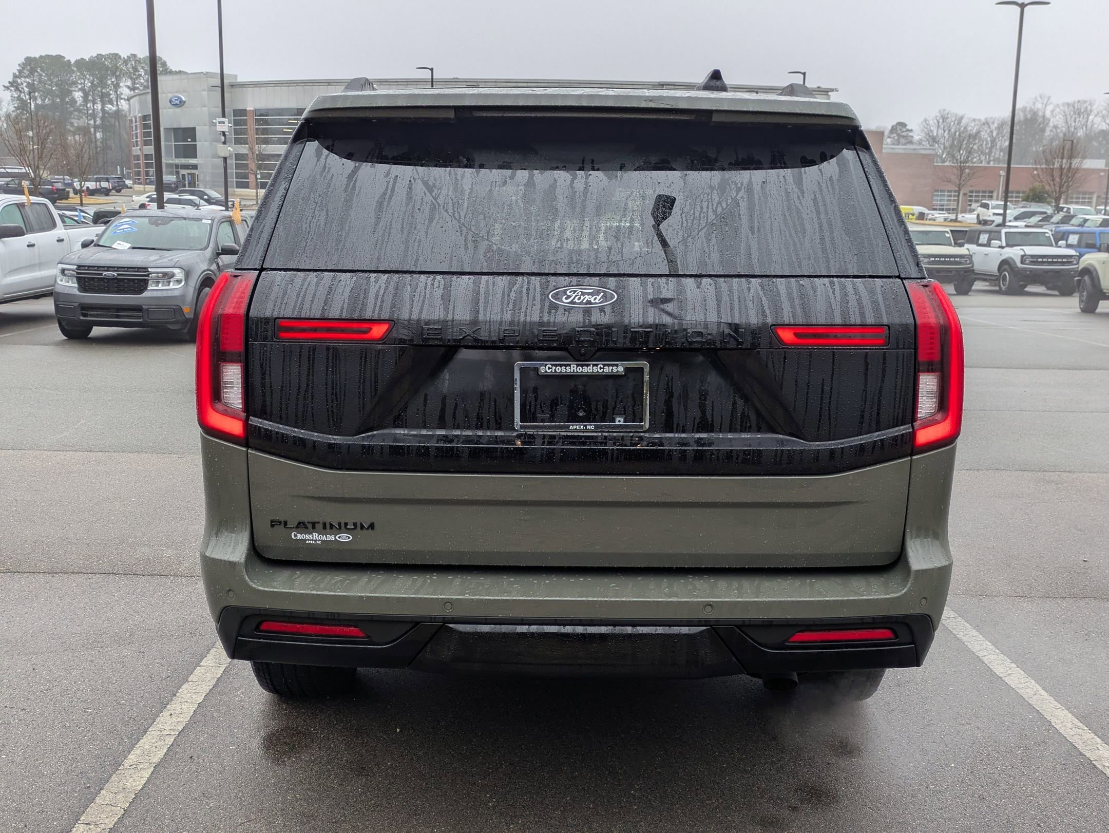 Certified 2025 Ford Expedition Platinum w/ Stealth Performance Package image 5