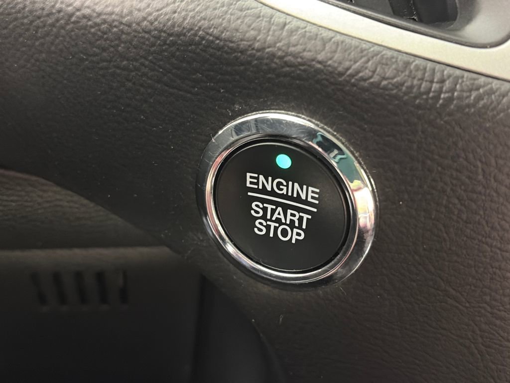 Certified 2024 Ford Edge SEL AWD/4WD image 23