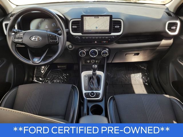 Used 2023 Hyundai Venue Limited FWD image 22