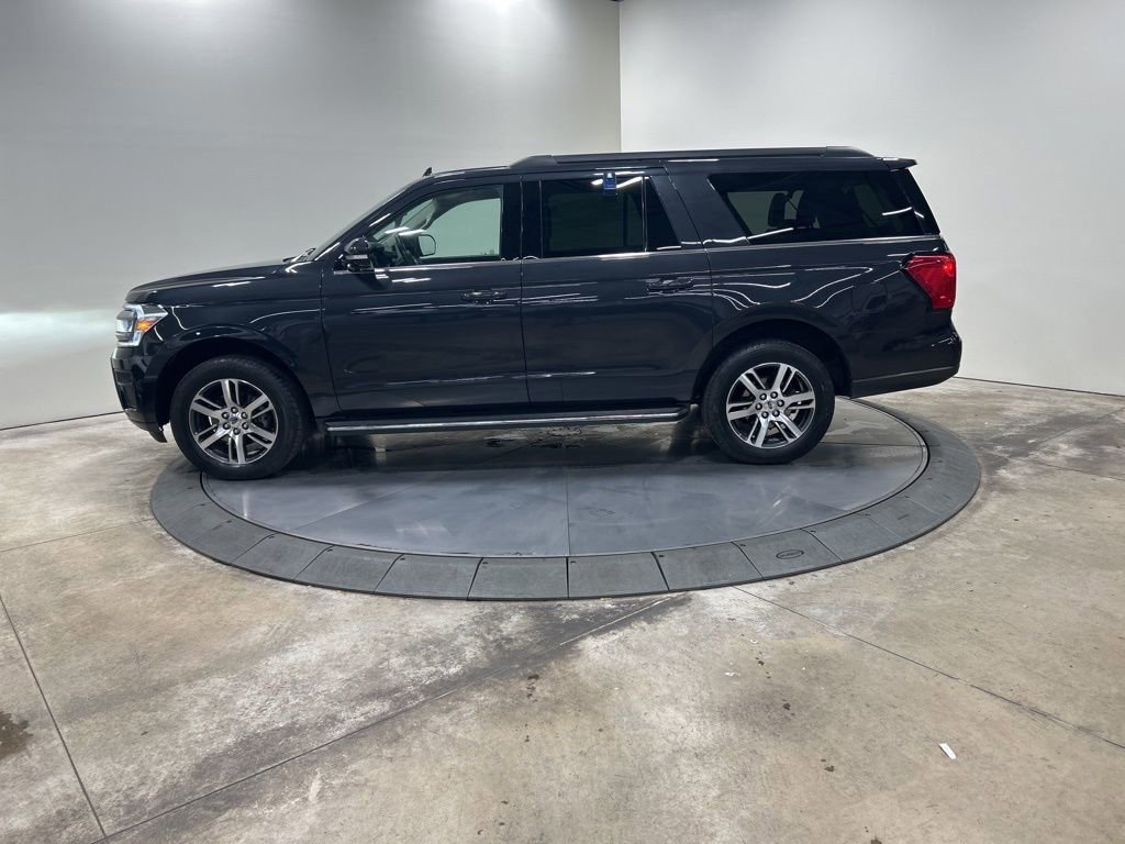 Certified 2022 Ford Expedition Max XLT image 2