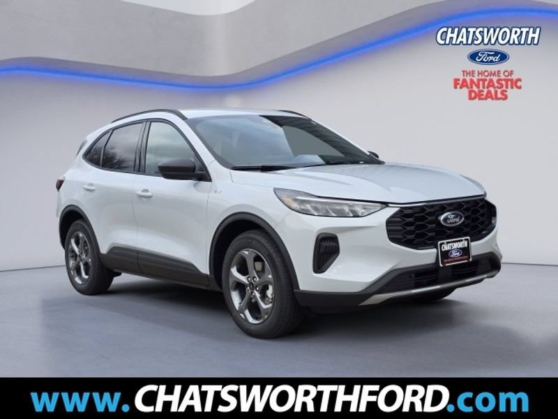 Certified 2025 Ford Escape ST-Line w/ Cold Weather Package FWD image 1