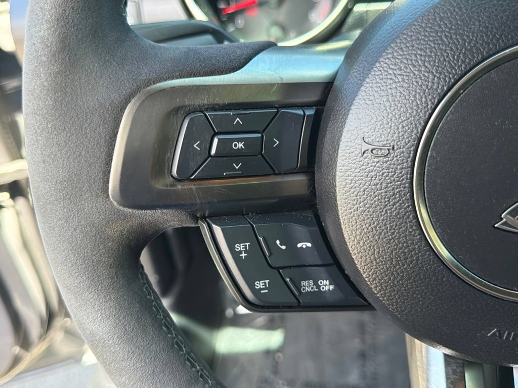 Certified 2018 Ford Mustang Shelby GT350 w/ Convenience Package RWD image 29