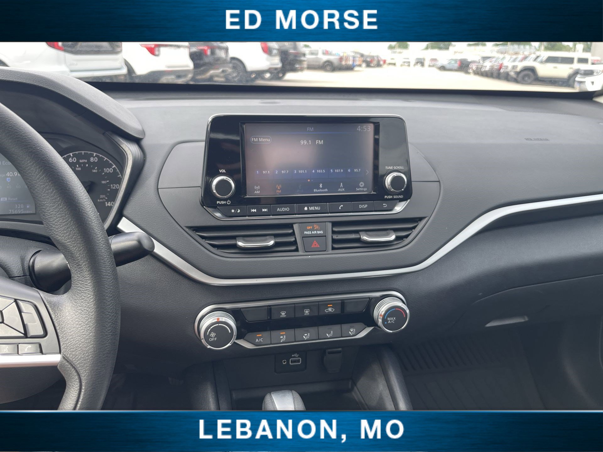 Used 2022 Nissan Altima 2.5 S FWD image 13