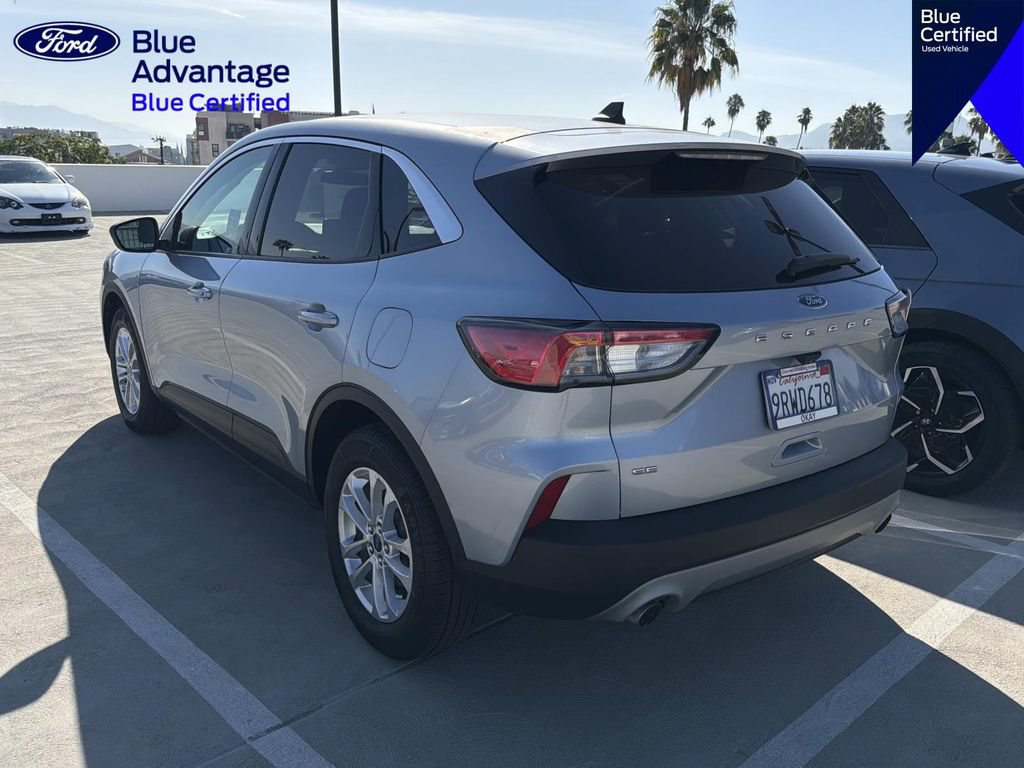 Certified 2022 Ford Escape SE FWD image 11