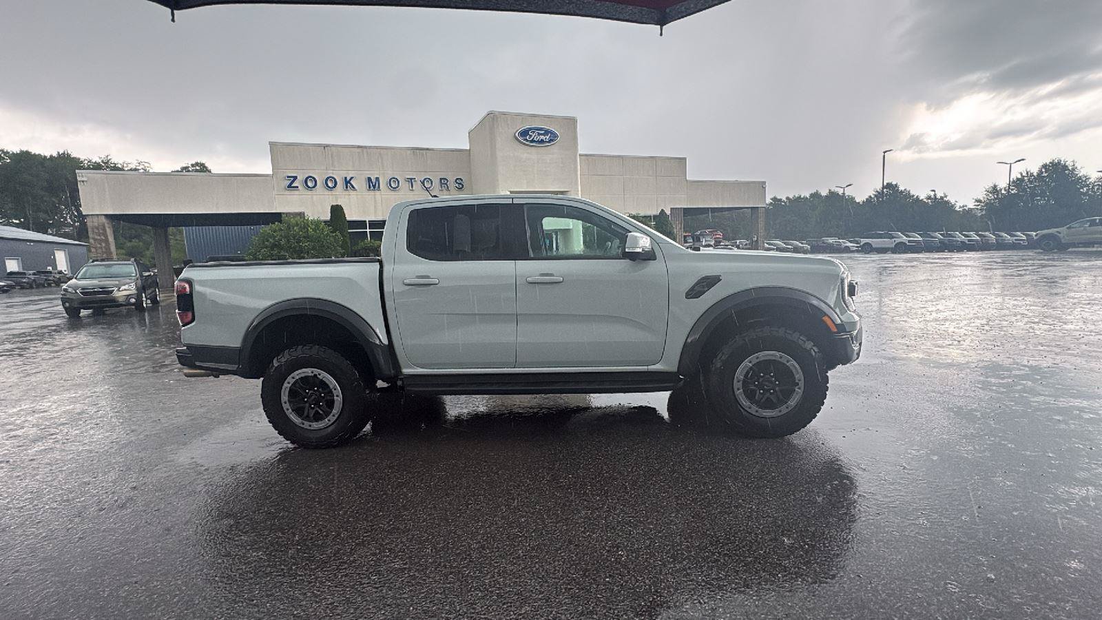Certified 2024 Ford Ranger Raptor AWD/4WD image 3