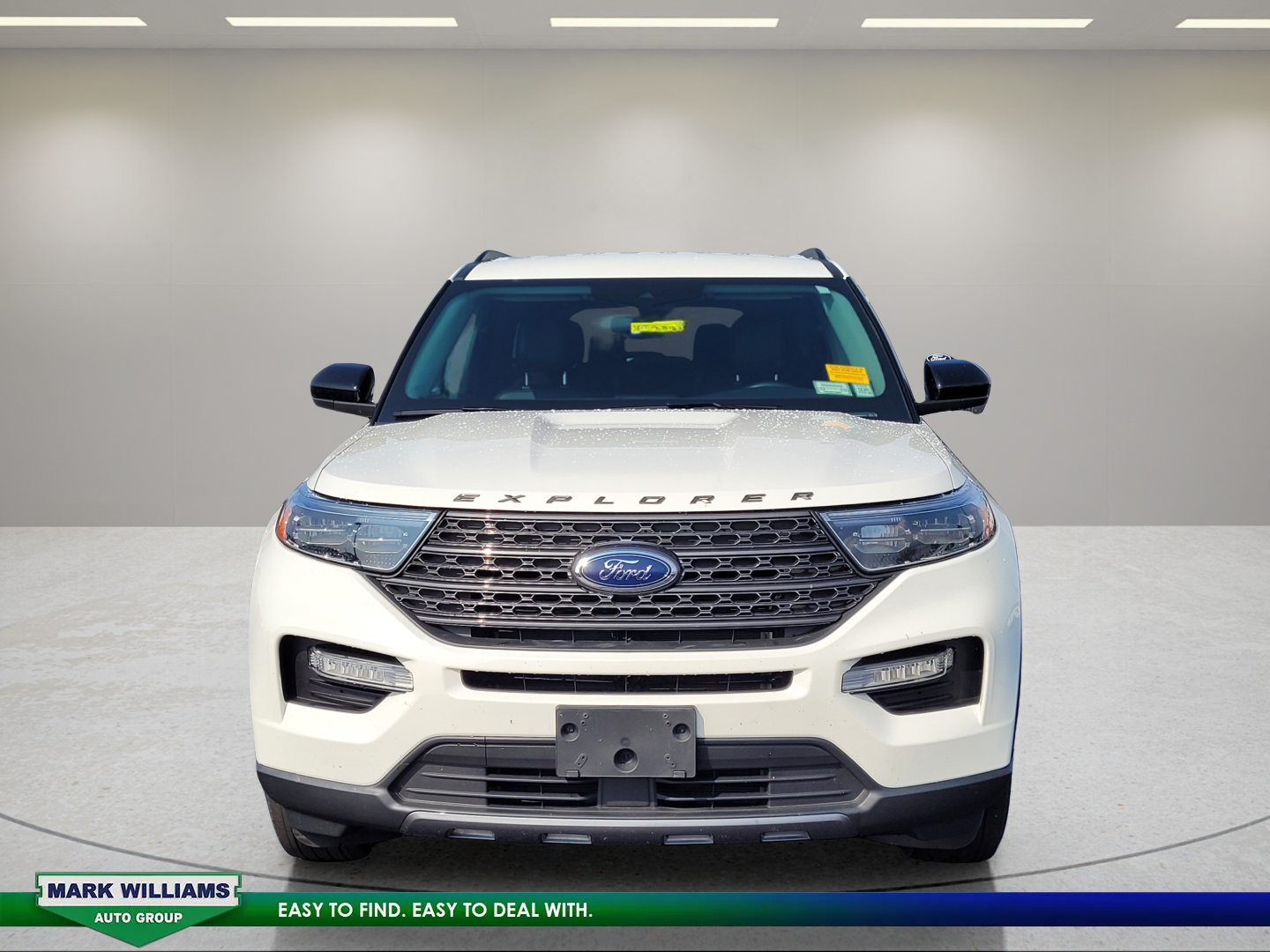 Certified 2022 Ford Explorer XLT w/ Equipment Group 202A AWD/4WD image 9