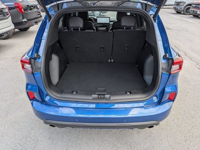 Certified 2023 Ford Escape ST-Line w/ Tech Pack #1 AWD/4WD image 17