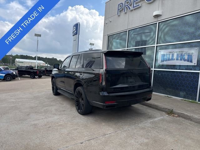 Used 2024 Cadillac Escalade Premium Luxury image 5