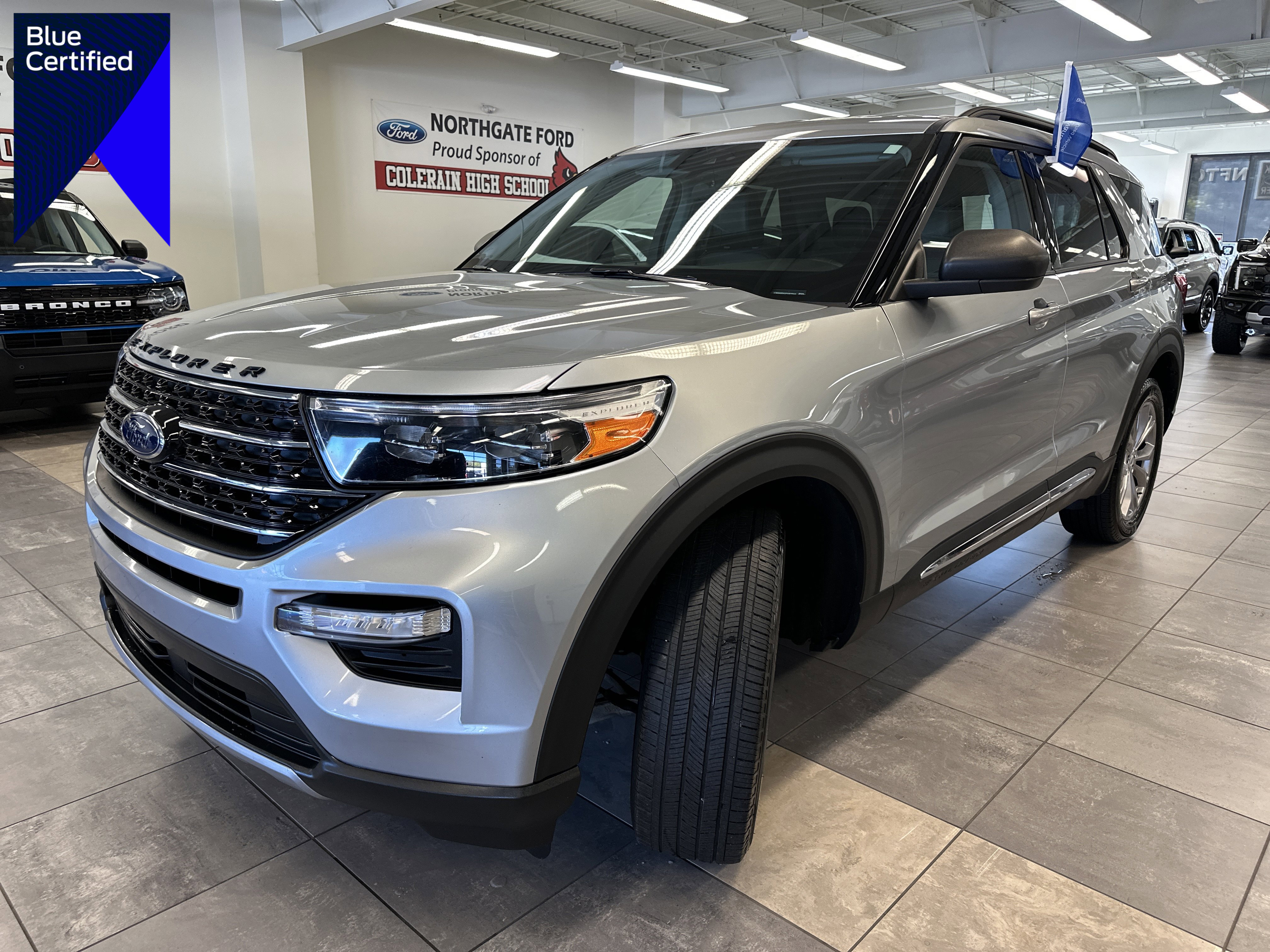 Certified 2023 Ford Explorer XLT w/ Equipment Group 202A
