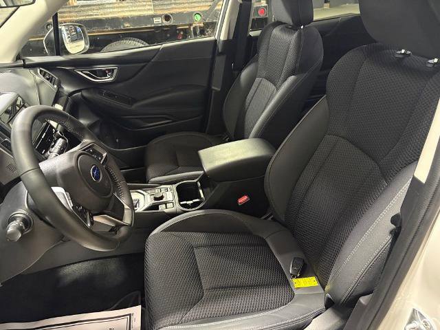 Used 2024 Subaru Forester Premium AWD/4WD image 13