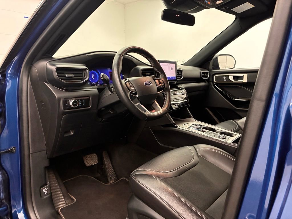 Certified 2023 Ford Explorer ST image 22