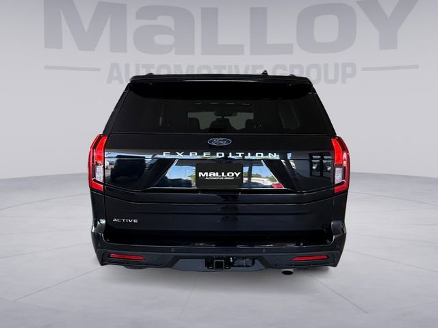 Certified 2025 Ford Expedition Active AWD/4WD image 4