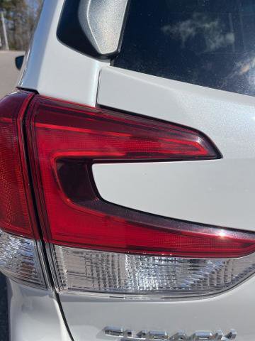 Used 2019 Subaru Forester Premium AWD/4WD image 16