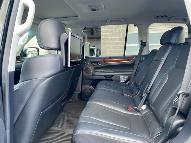 Used 2017 Lexus LX 570 4WD w/ Luxury Package image 14