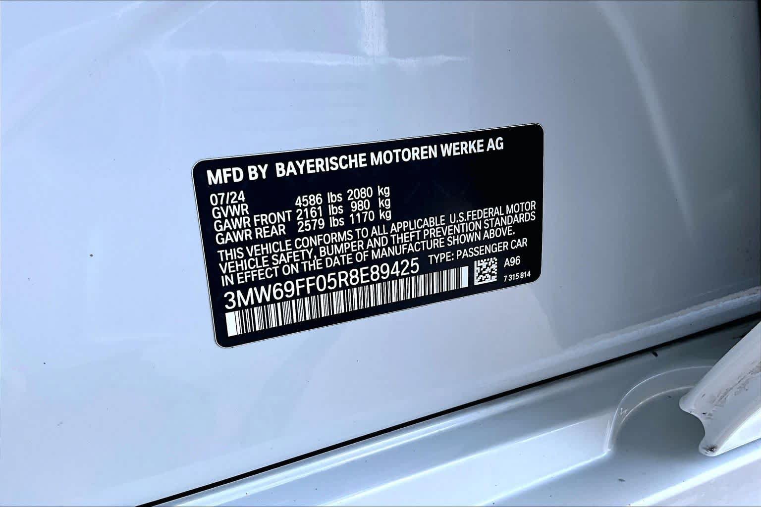 Used 2024 BMW 330i Sedan w/ Convenience Package RWD image 34