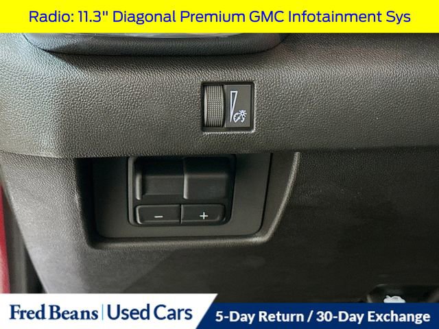 Used 2025 GMC Canyon Denali AWD/4WD image 13