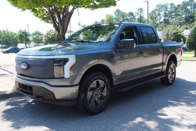 Certified 2024 Ford F150 Lightning XLT AWD/4WD image 3