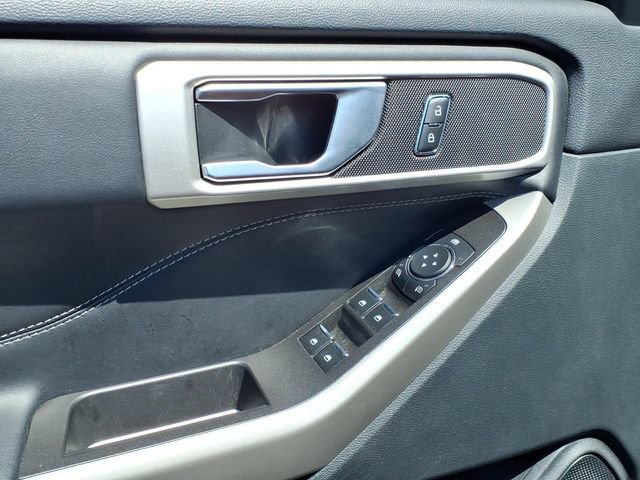 Certified 2023 Ford Explorer XLT w/ Equipment Group 202A AWD/4WD image 18