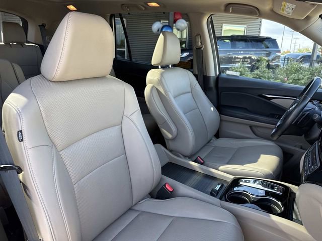Used 2019 Honda Pilot Elite image 11
