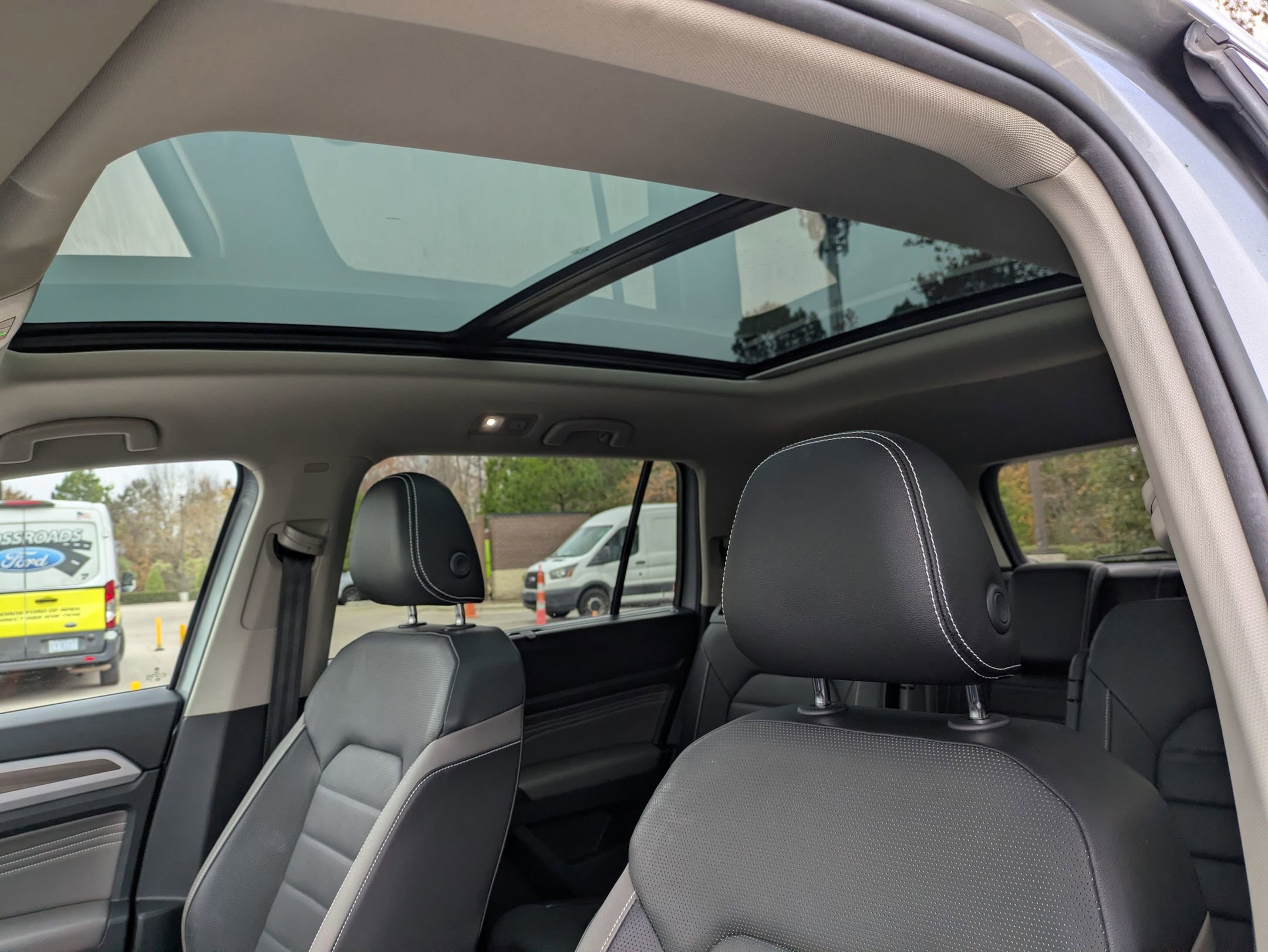 Used 2021 Volkswagen Atlas SEL Premium image 26