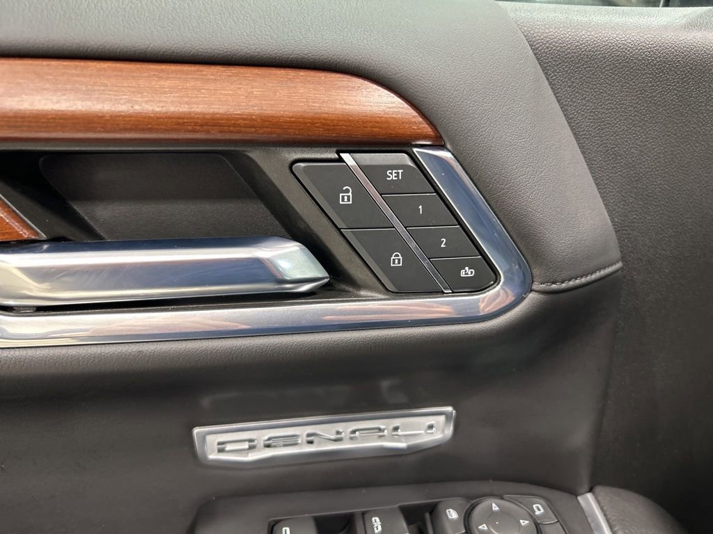 Used 2023 GMC Sierra 1500 Denali image 16
