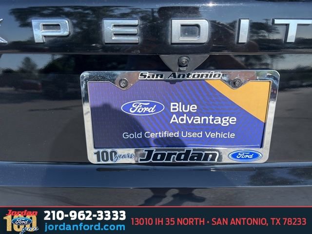 Certified 2025 Ford Expedition Max Platinum AWD/4WD image 9