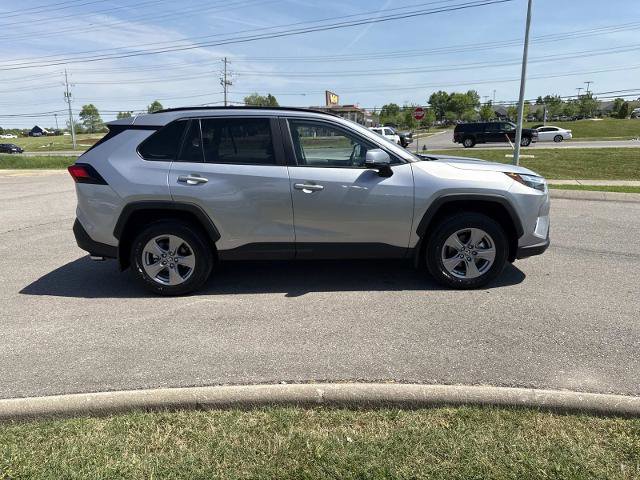 Used 2025 Toyota RAV4 XLE w/ Convenience Package AWD/4WD image 4