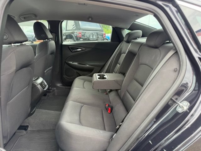 Used 2023 Chevrolet Malibu LT w/ Driver Confidence Package FWD image 16