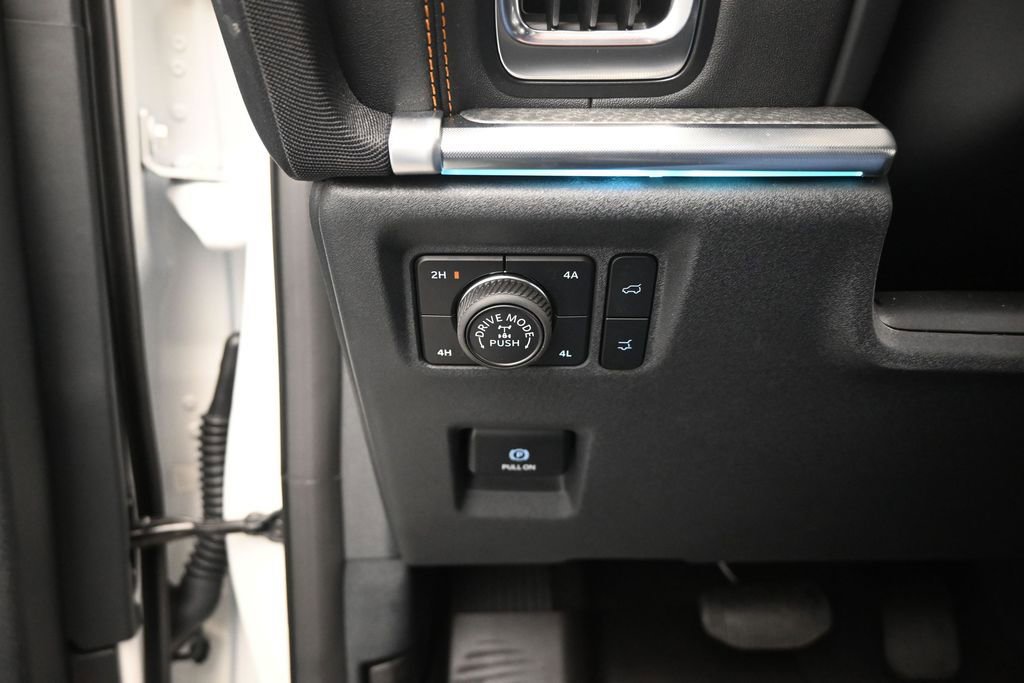 Certified 2025 Ford Expedition Tremor AWD/4WD image 13