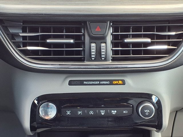 Certified 2024 Ford Escape Platinum AWD/4WD image 12