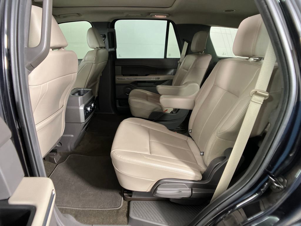 Certified 2021 Ford Expedition XLT image 30