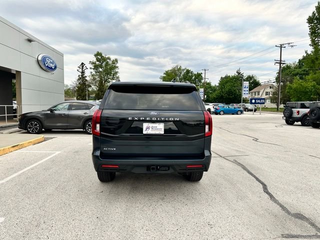 Certified 2025 Ford Expedition Active AWD/4WD image 14