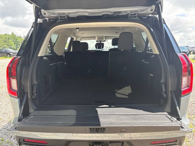 Certified 2025 Ford Expedition Max Active RWD image 14
