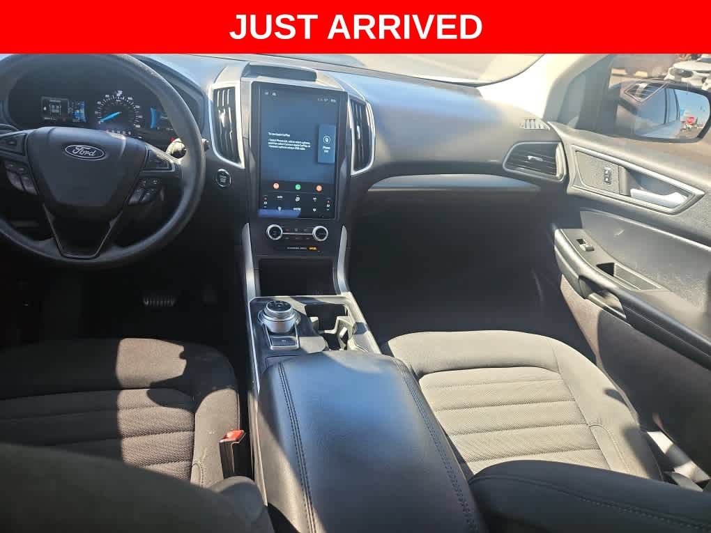 Certified 2022 Ford Edge SE w/ Black Appearance Package AWD/4WD image 8