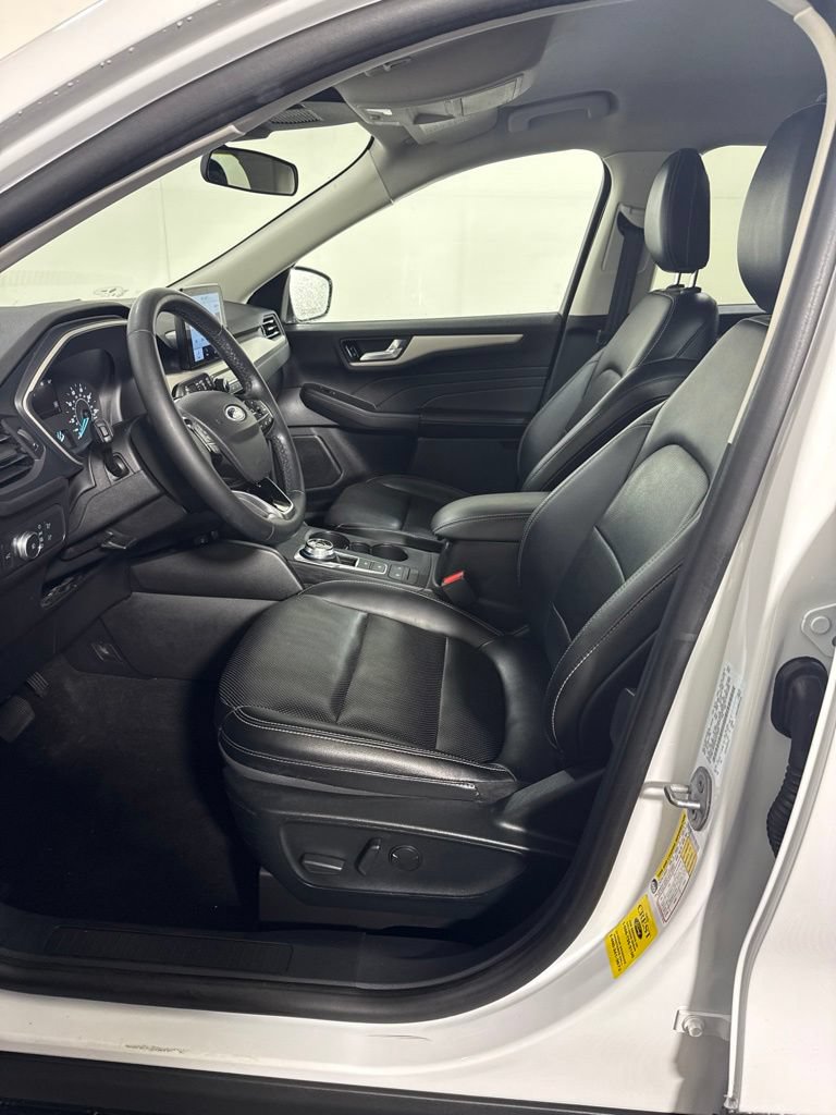 Certified 2022 Ford Escape SEL AWD/4WD image 15