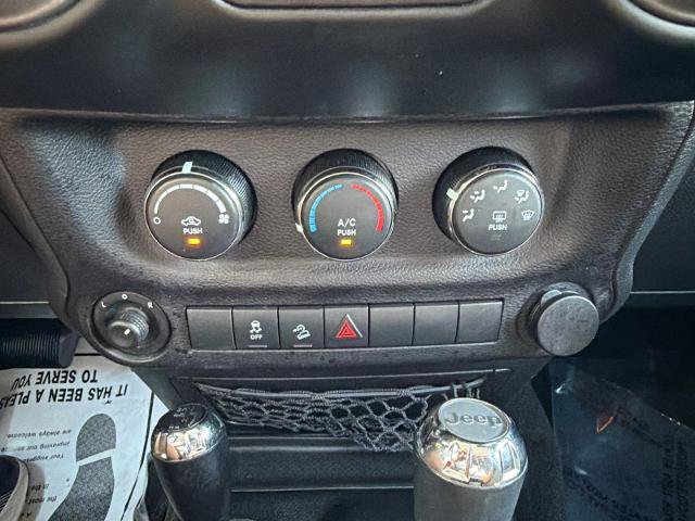Used 2017 Jeep Wrangler Unlimited Sport w/ Quick Order Package 24S AWD/4WD image 26