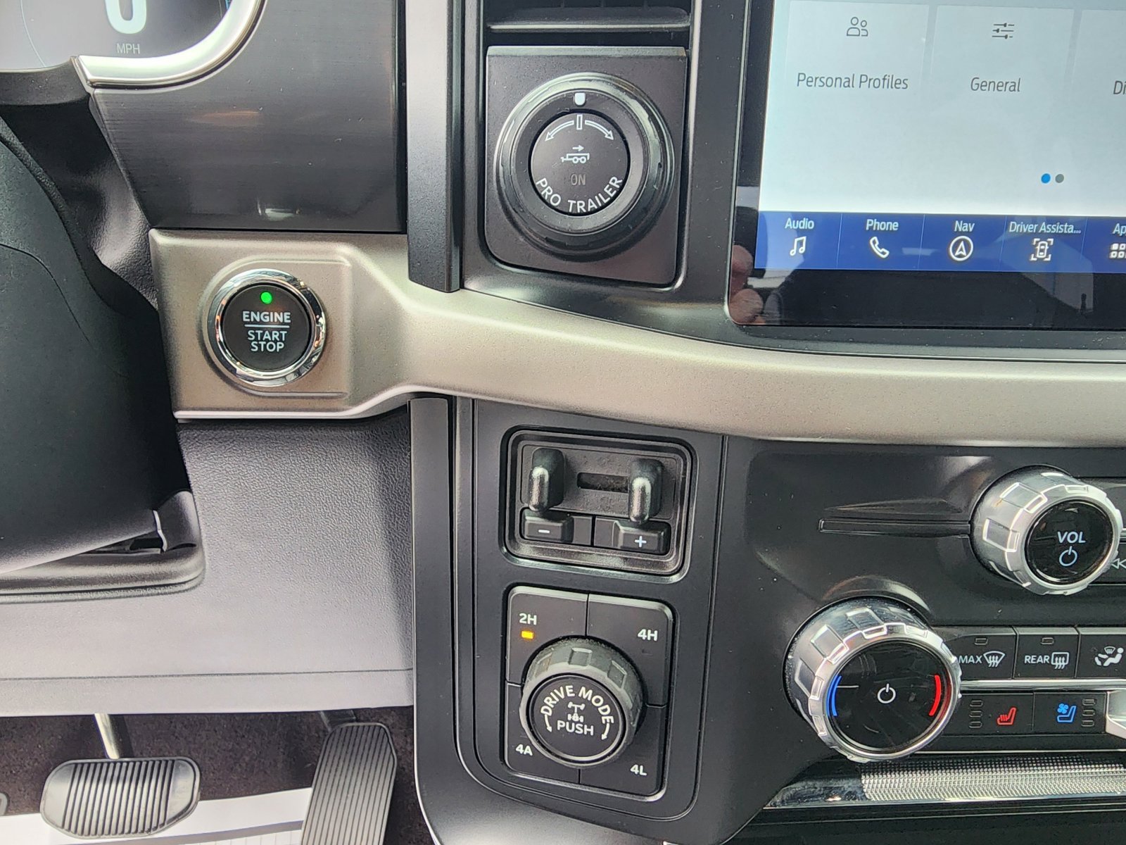 Certified 2022 Ford F150 Raptor w/ Convenience Package AWD/4WD image 15