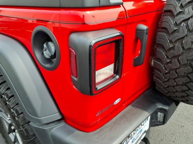 Used 2024 Jeep Wrangler Unlimited Sport AWD/4WD image 10