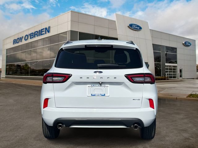 Certified 2023 Ford Escape ST-Line AWD/4WD image 4