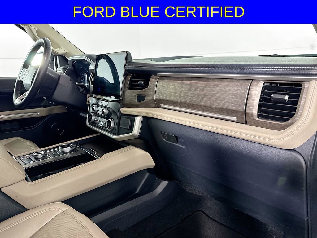 Certified 2024 Ford Expedition Limited image 32